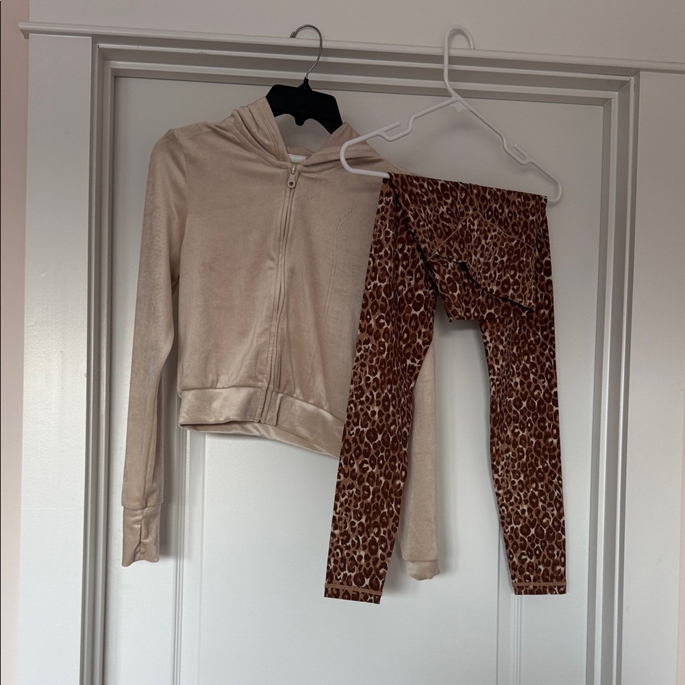 Offline XS Cream Zip-Up Hoodie and Leopard Print Leggings Set